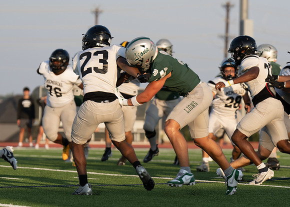 Varsity Scrimmage-12