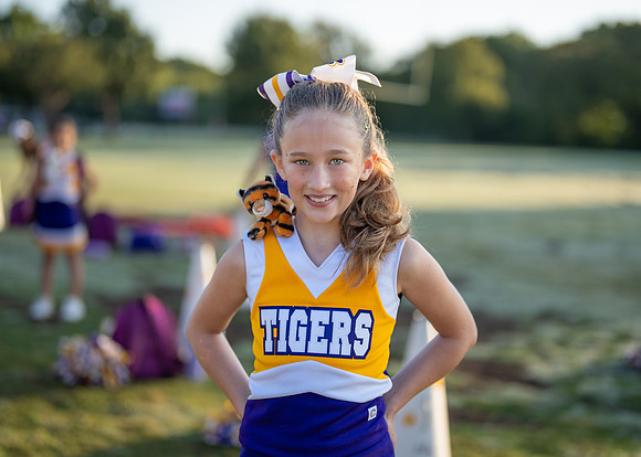 Tigers vs. Chiefs Cheer-4