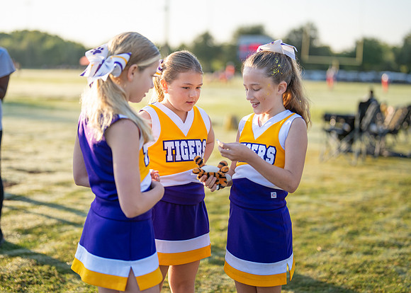 Tigers vs. Chiefs Cheer-2