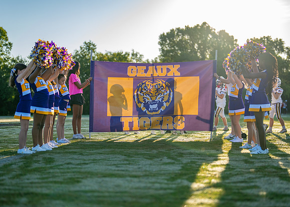 Tigers vs. Chiefs Cheer-23