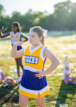 Tigers vs. Chiefs Cheer-30