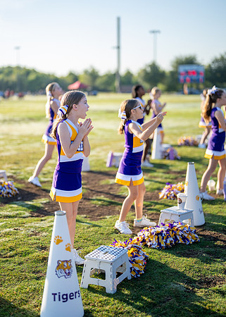 Tigers vs. Chiefs Cheer-55