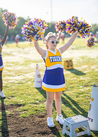 Tigers vs. Chiefs Cheer-75