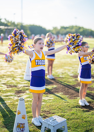 Tigers vs. Chiefs Cheer-79