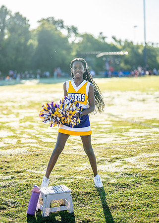 Tigers vs. Chiefs Cheer-90