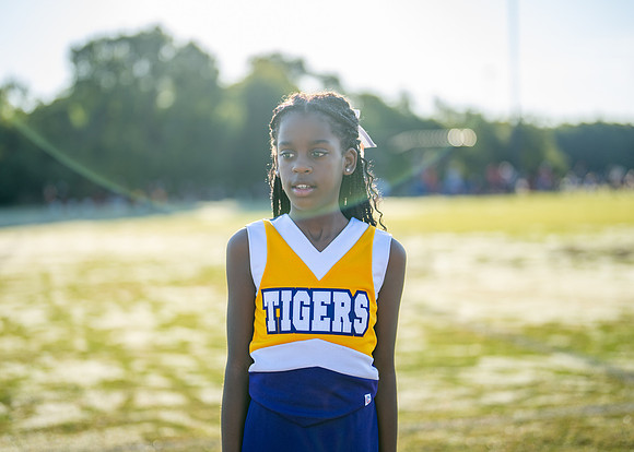 Tigers vs. Chiefs Cheer-103