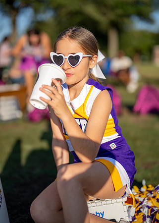 Tigers vs. Chiefs Cheer-114