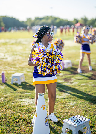 Tigers vs. Chiefs Cheer-134