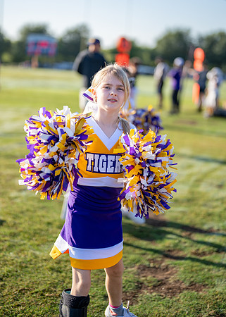 Tigers vs. Chiefs Cheer-143