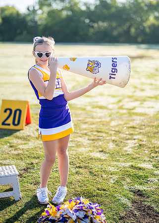 Tigers vs. Chiefs Cheer-152