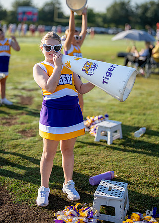 Tigers vs. Chiefs Cheer-155
