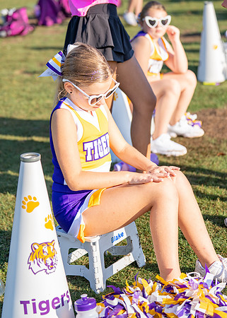 Tigers vs. Chiefs Cheer-172