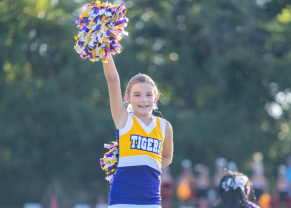 Tigers vs. Chiefs Cheer-186