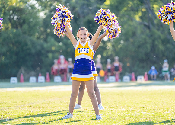 Tigers vs. Chiefs Cheer-196