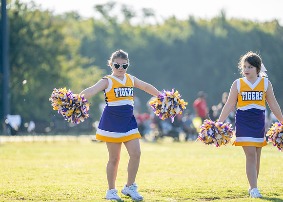 Tigers vs. Chiefs Cheer-201