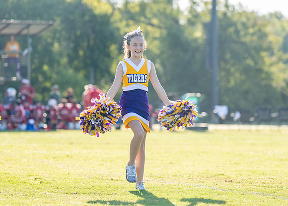 Tigers vs. Chiefs Cheer-202