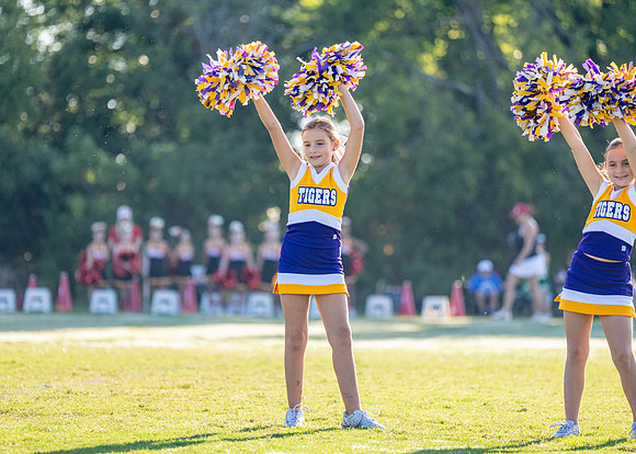 Tigers vs. Chiefs Cheer-207