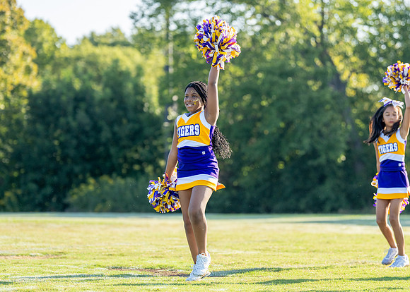 Tigers vs. Chiefs Cheer-225