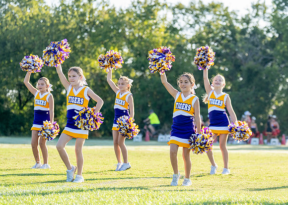 Tigers vs. Chiefs Cheer-227