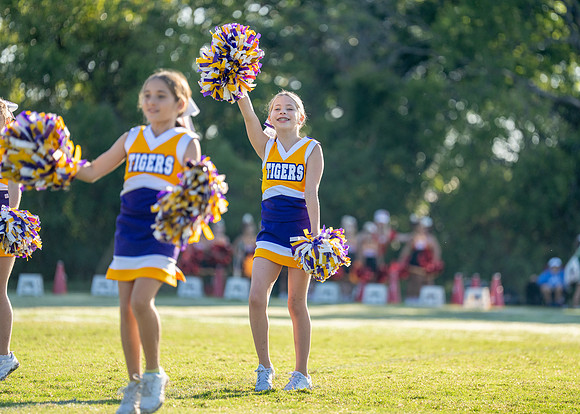 Tigers vs. Chiefs Cheer-229