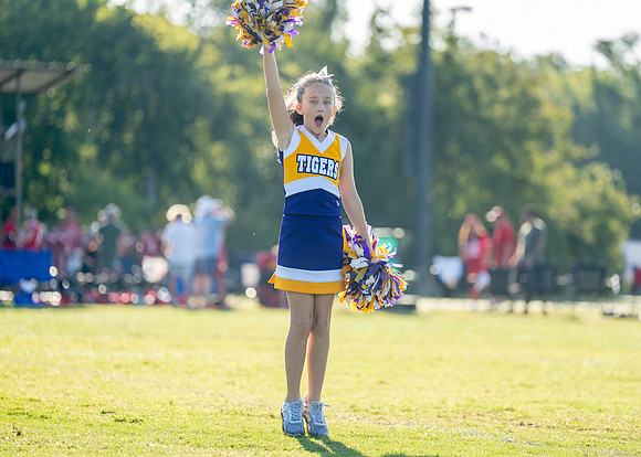 Tigers vs. Chiefs Cheer-236
