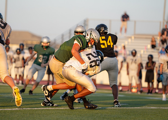 Vs. Memorial_-68