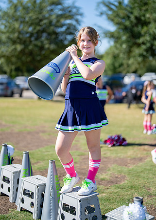 9U Seahawks Cheer Game Day!-111