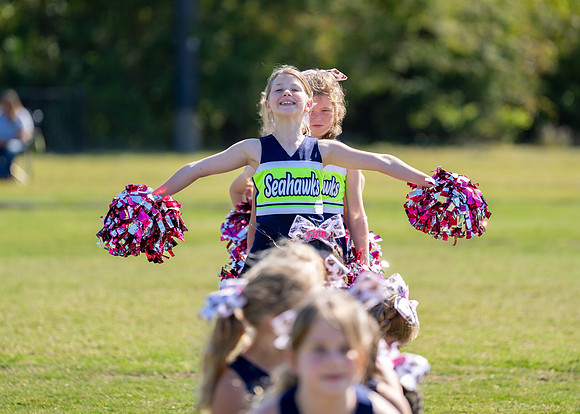 9U Seahawks Cheer Game Day!-153