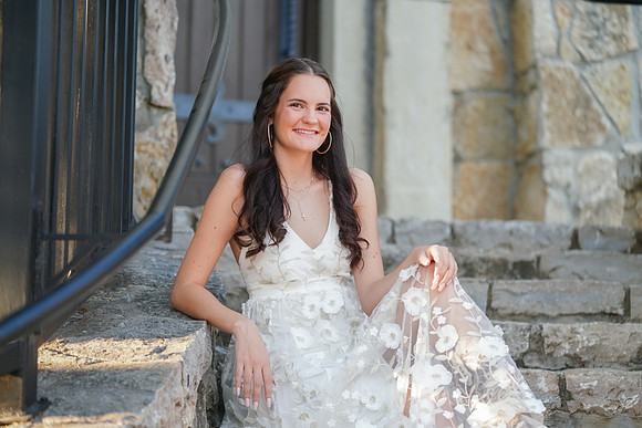 Bella's Senior_-34