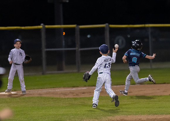 8U Yankees-164