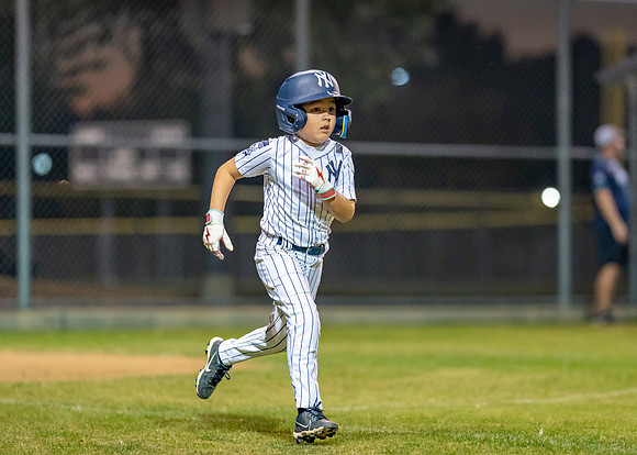 8U Yankees-175