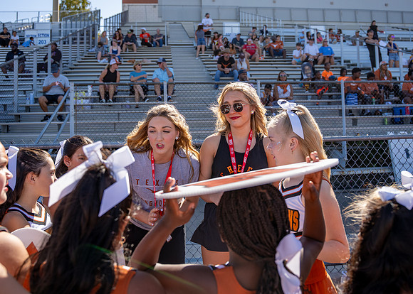 8U Longhorns Cheer-3