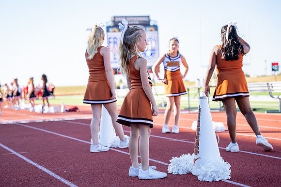 8U Longhorns Cheer-160