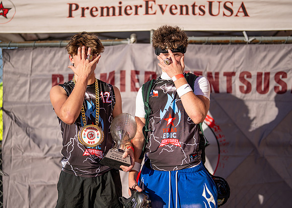 Champs-13
