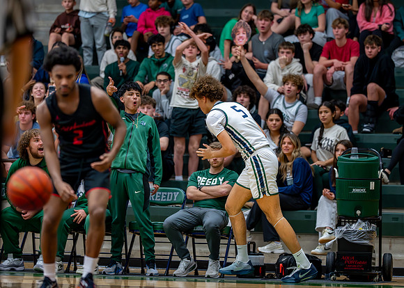 Vs. Creekview-203