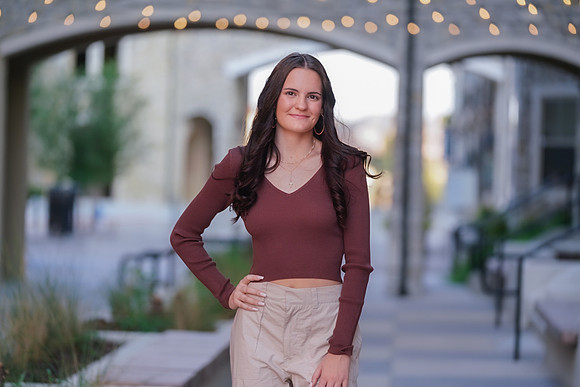 Bella's Senior_-89