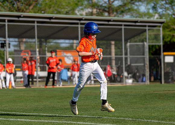 10U Giants Game-10