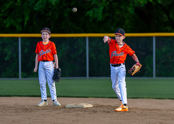 10U Giants Game-119
