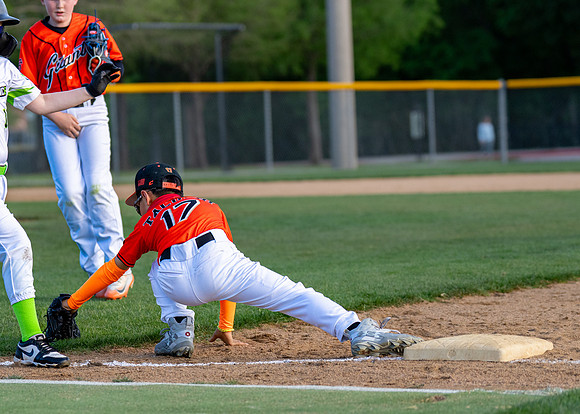 10U Giants Game-135