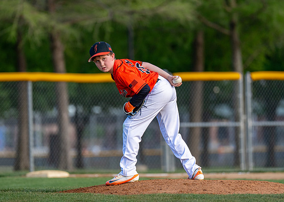 10U Giants Game-140
