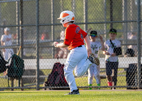 10U Giants Game-158