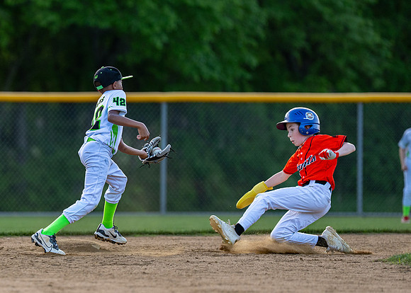 10U Giants Game-174