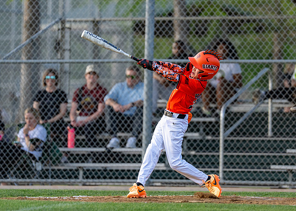 10U Giants Game-177