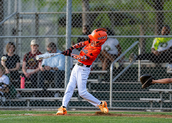 10U Giants Game-185