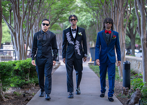 Prom-77