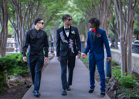 Prom-79