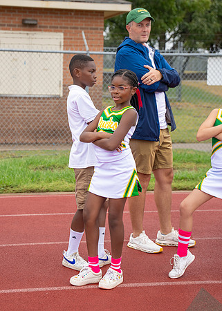 8U Ducks Cheer Sideline-166