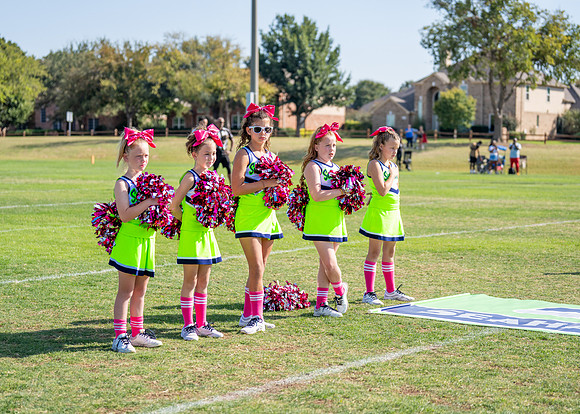 10U Seahawks Cheer Sideline-15