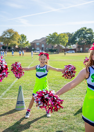 10U Seahawks Cheer Sideline-24