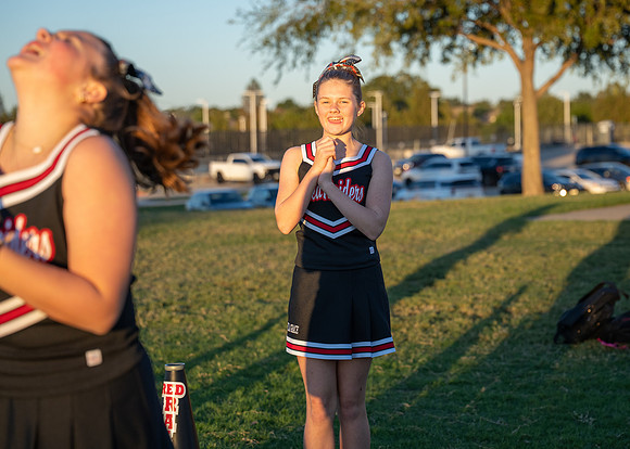 11-12U Red Raiders Cheer Sideline-103